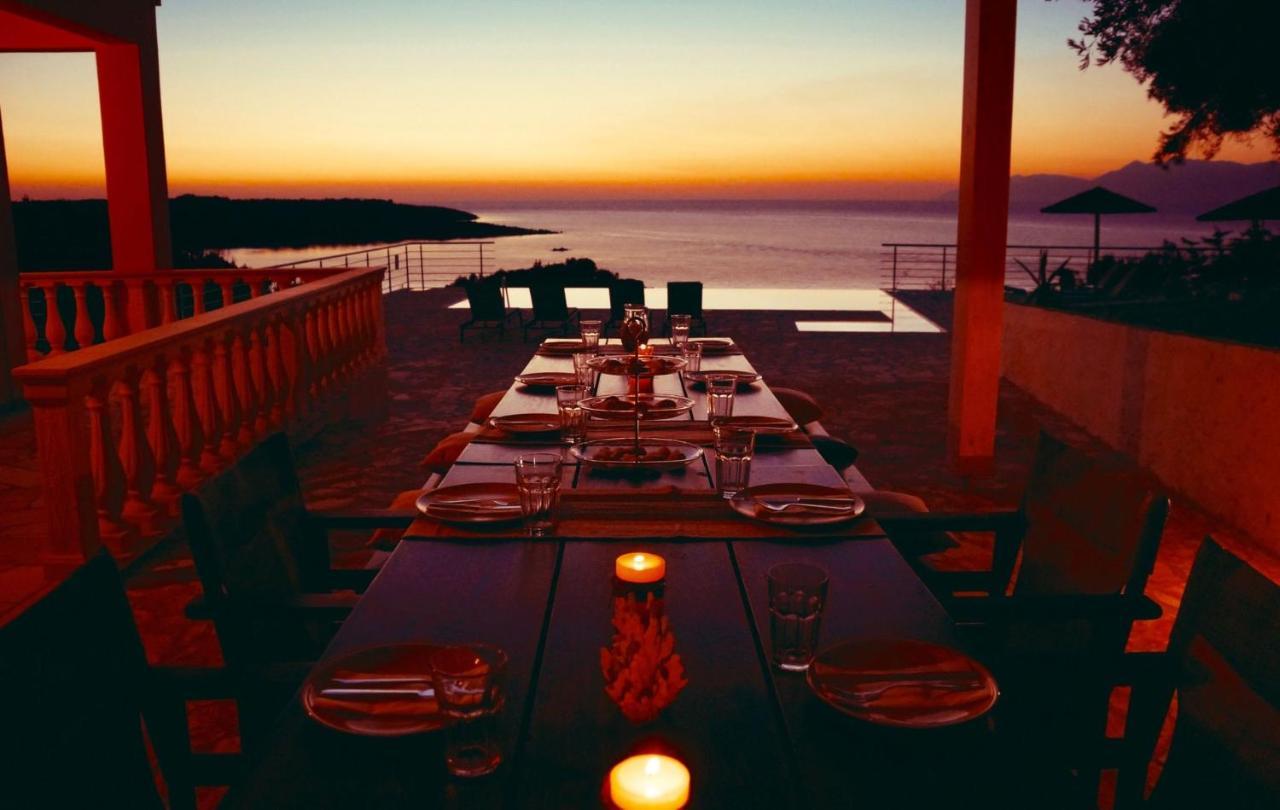 Beachfront Villa Seasun By Posarellivillas Agios Spyridon  외부 사진