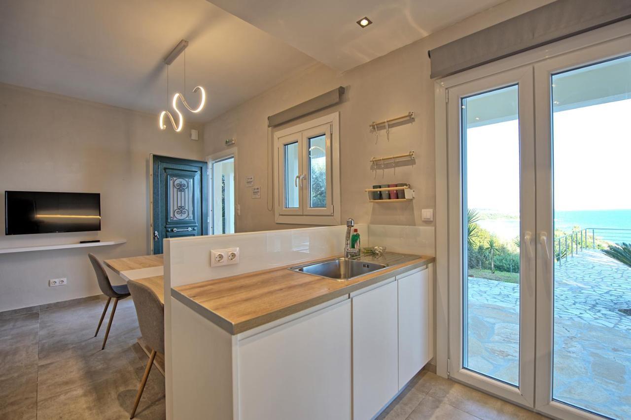 Beachfront Villa Seasun By Posarellivillas Agios Spyridon  외부 사진