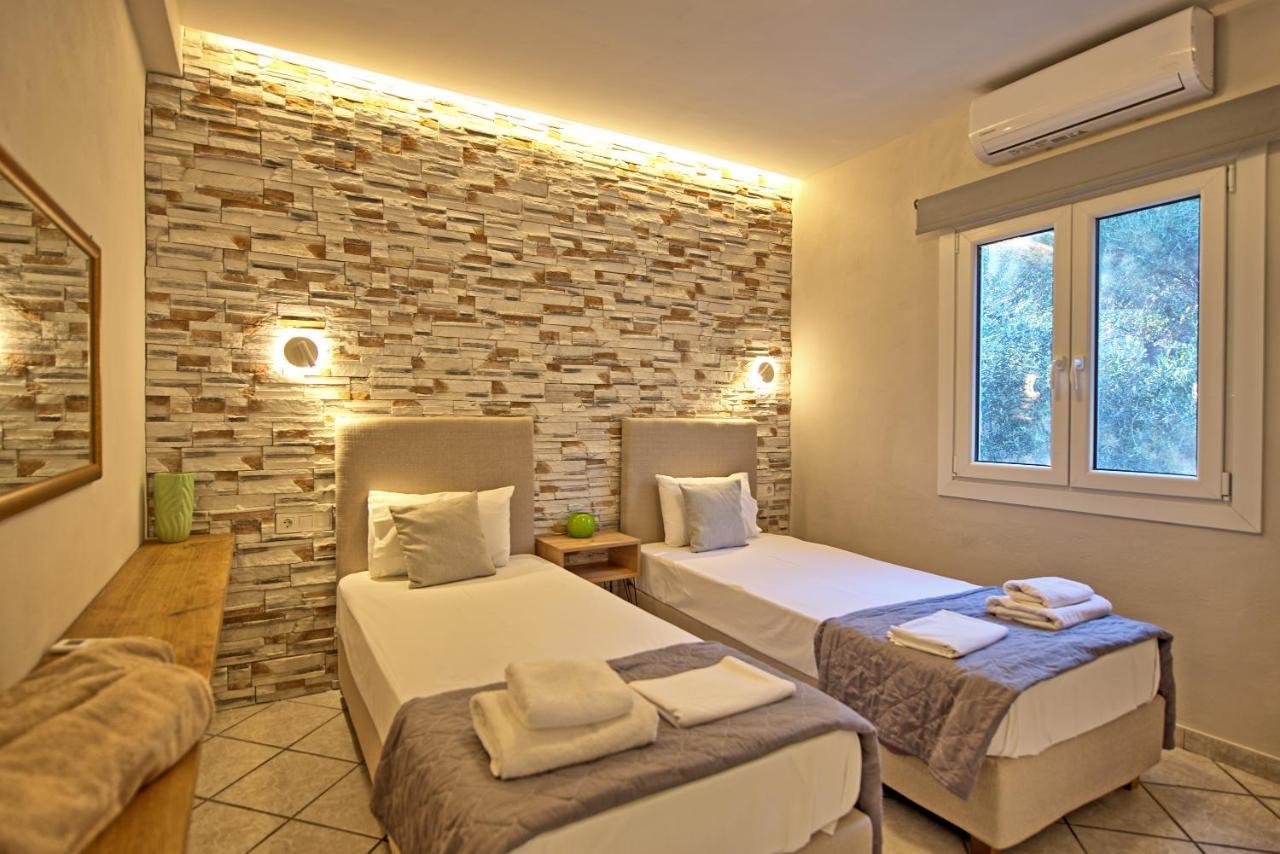 Beachfront Villa Seasun By Posarellivillas Agios Spyridon  외부 사진