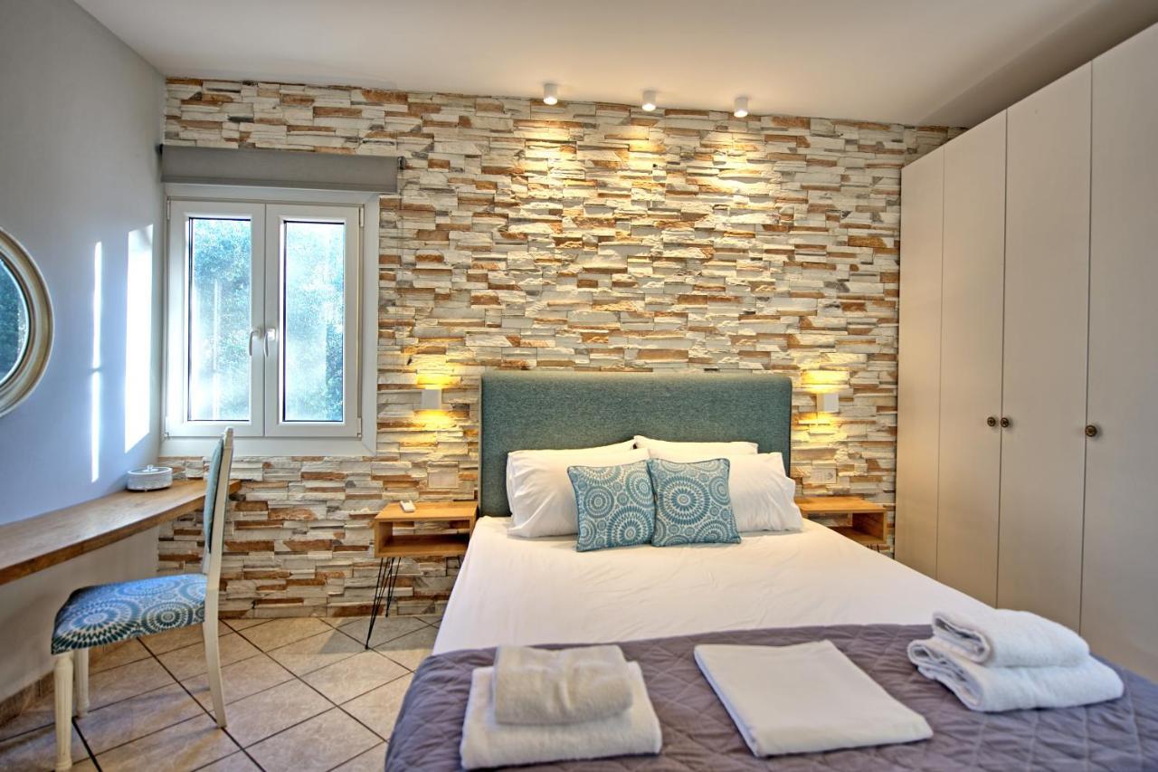 Beachfront Villa Seasun By Posarellivillas Agios Spyridon  외부 사진
