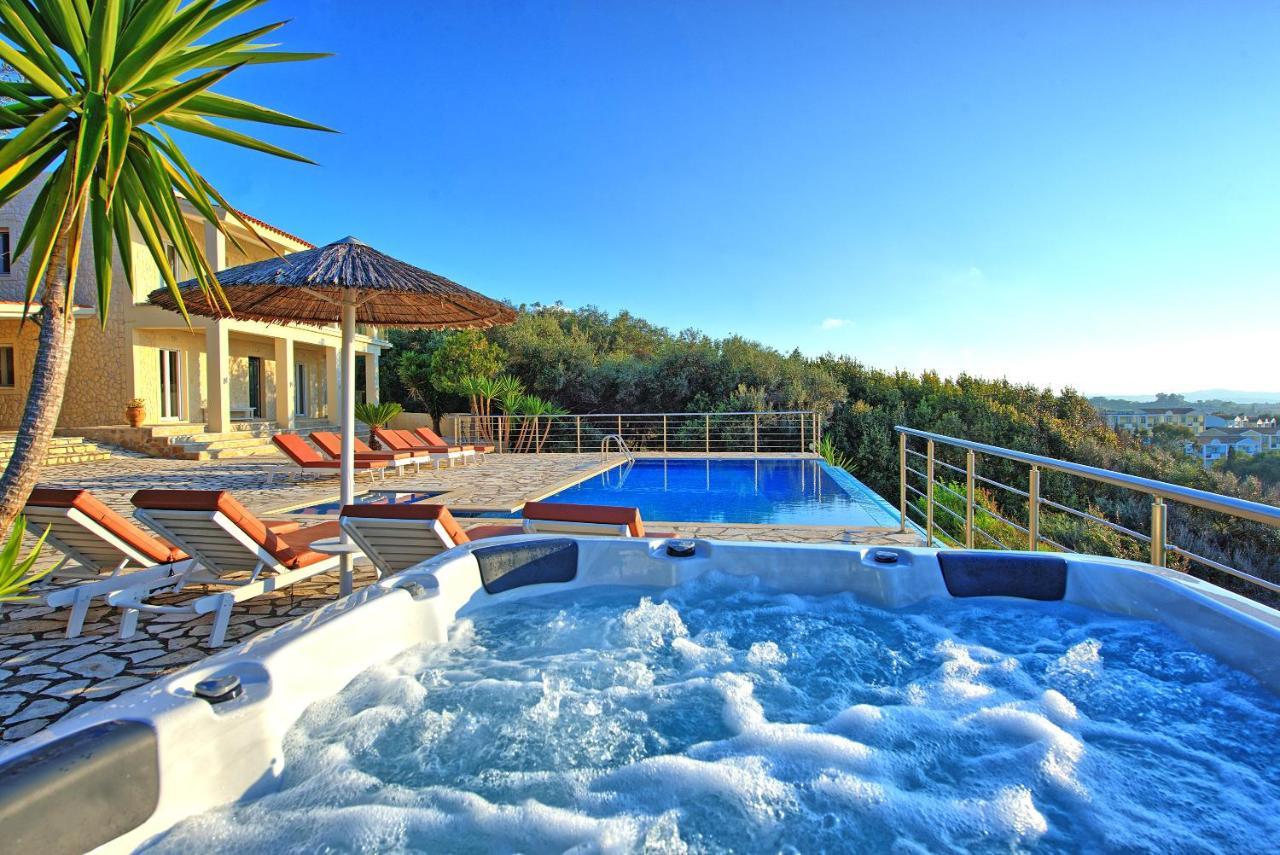 Beachfront Villa Seasun By Posarellivillas Agios Spyridon  외부 사진